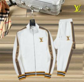 Picture of LV SweatSuits _SKULVM-3XL12yn1829162